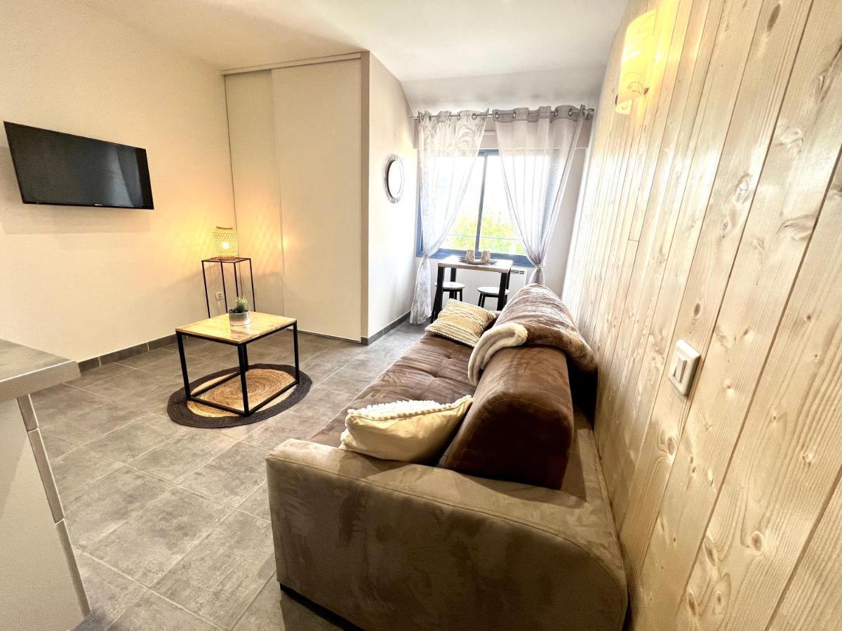 Appart Hotel Cozy Proche Centre, Parking Montbeliard Exterior photo